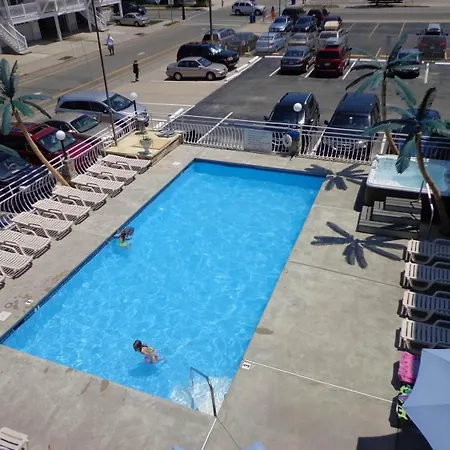 Quarterdeck Motel-2